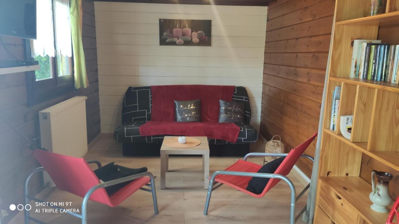 Le Petit Chalet Gapennes Exterior photo